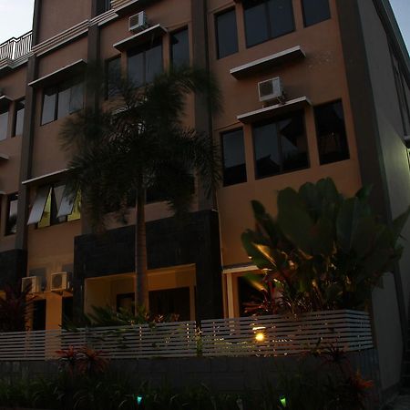 Puri Senggigi Hotel Mangsit Eksteriør bilde