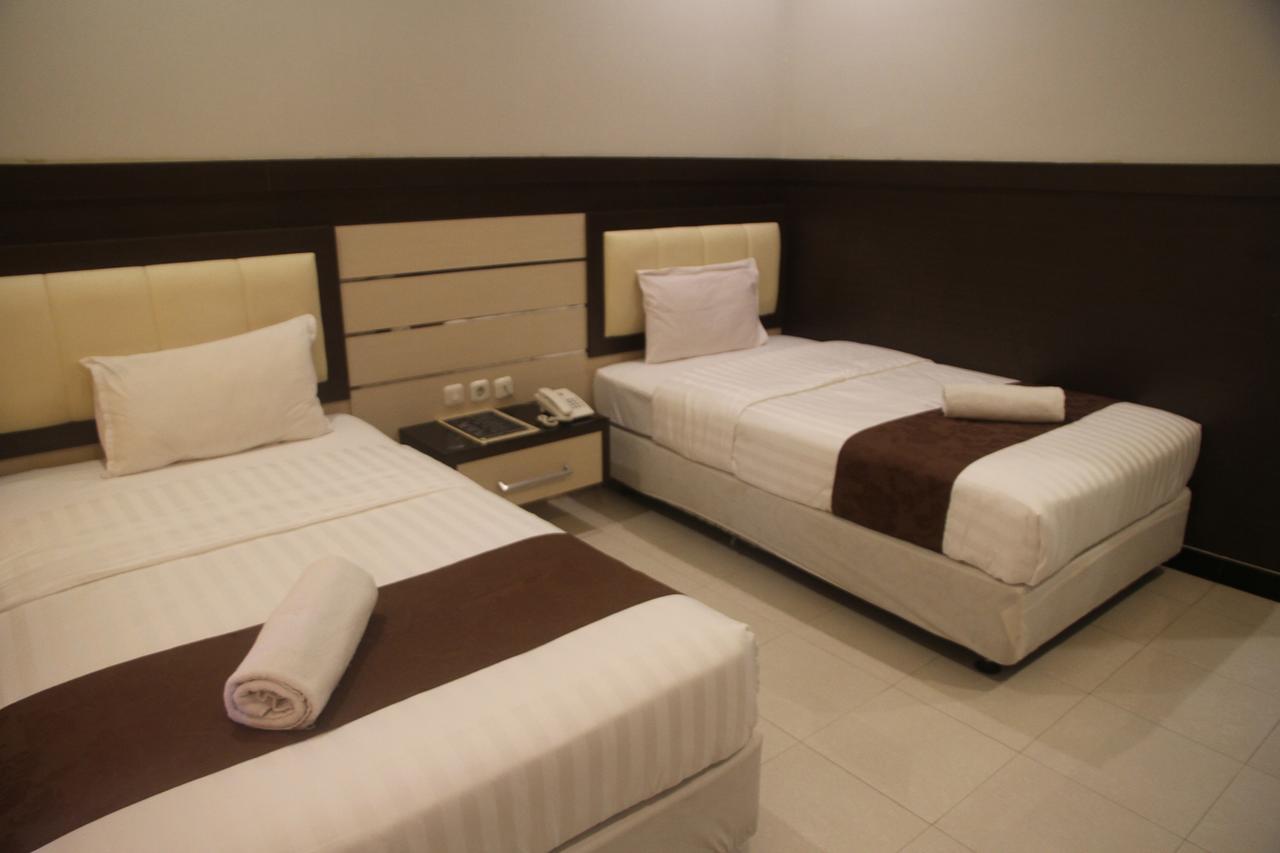 Puri Senggigi Hotel Mangsit Eksteriør bilde