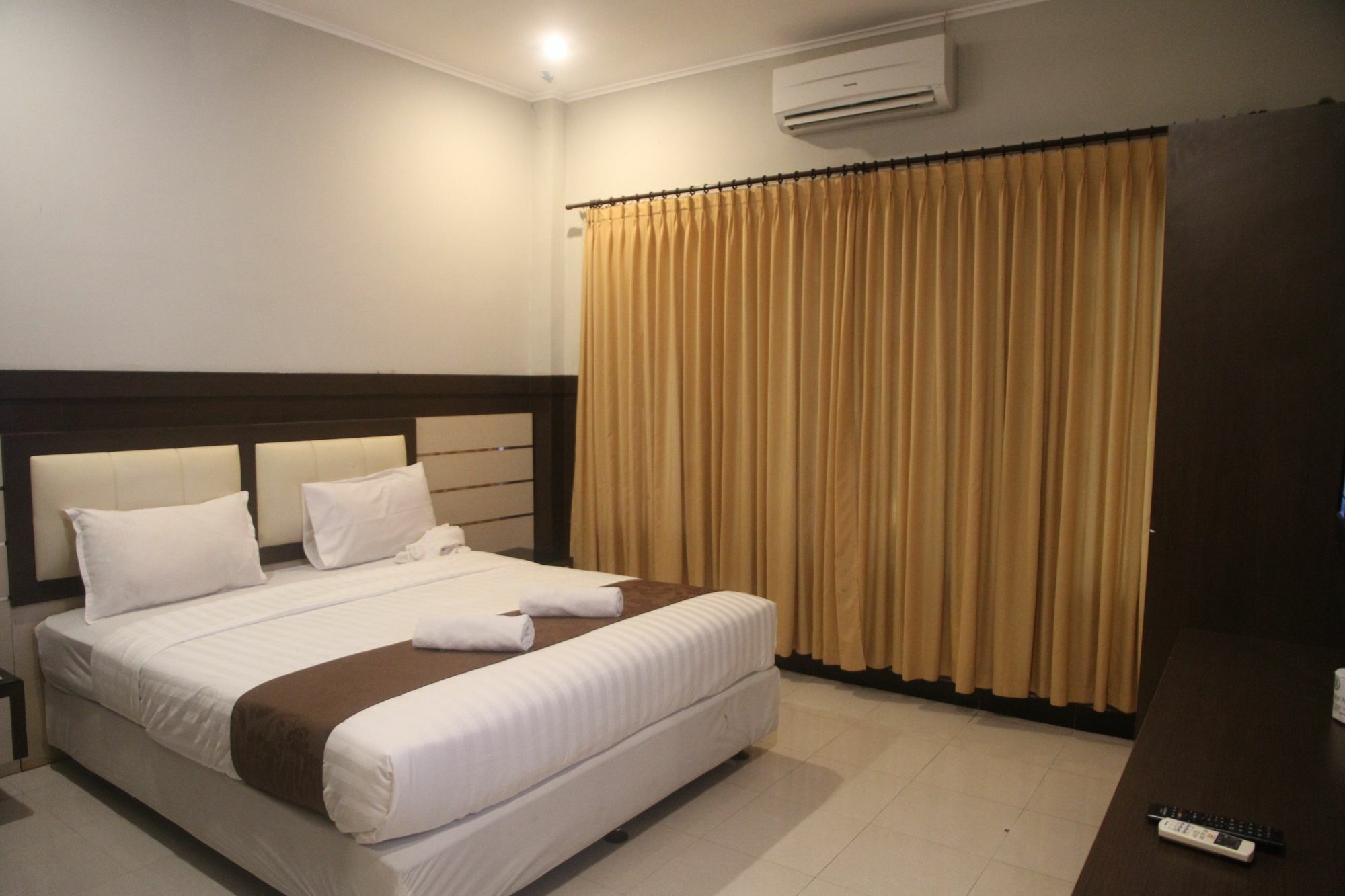 Puri Senggigi Hotel Mangsit Eksteriør bilde